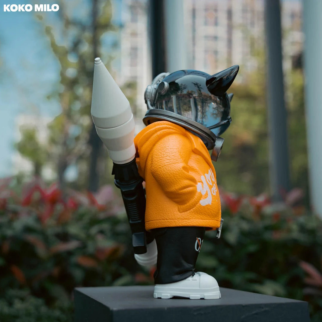 KOKOMILO A-Kingsman Bright Orange Transparent Head Figure — side view | KikiBuddies