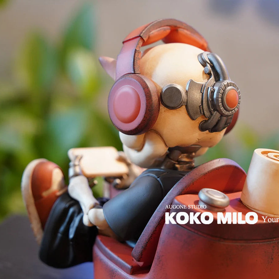 KOKOMILO Your Habit Retro Coral M Version Ritual Figure — additional view | KikiBuddies