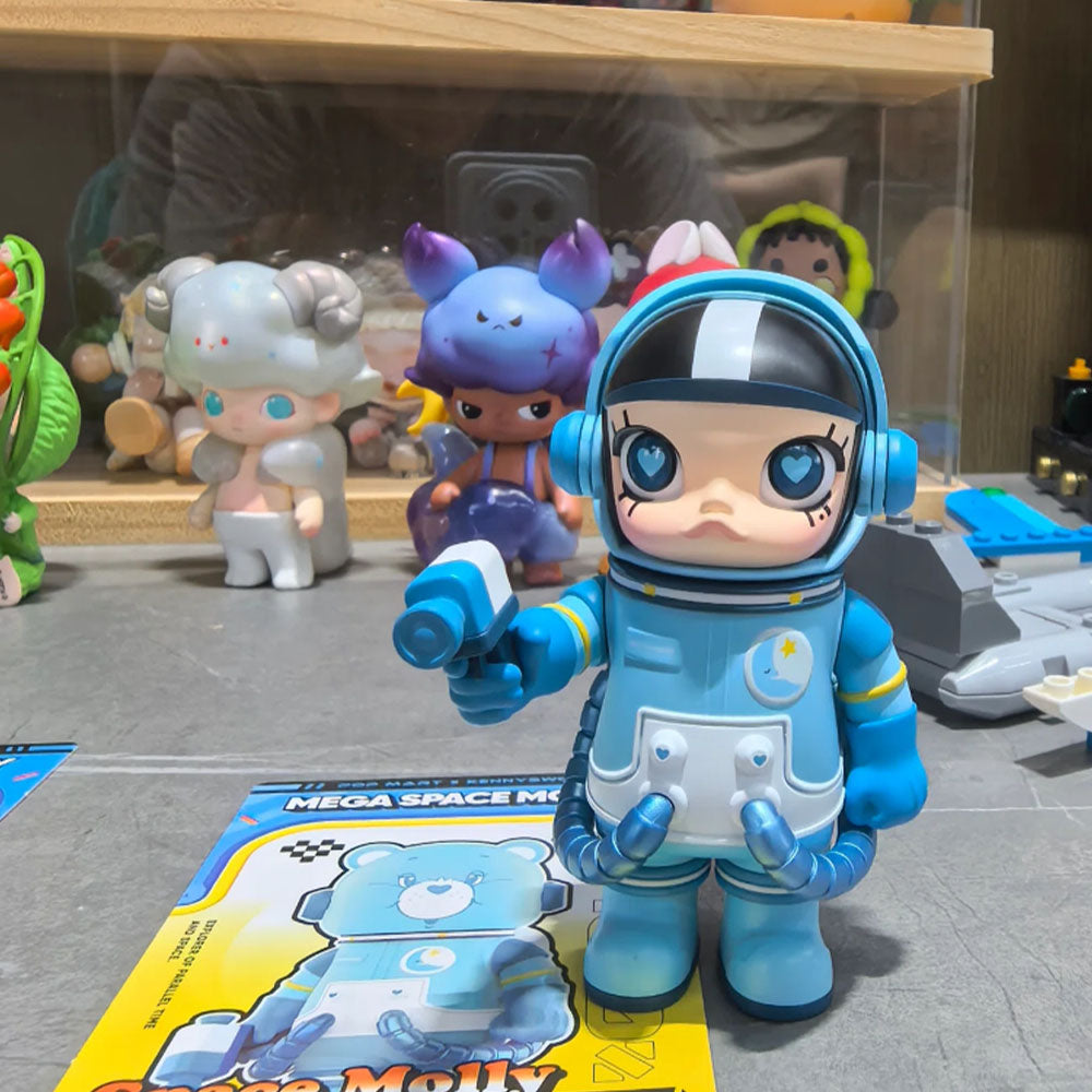 100% MEGA Space Molly 100% Series 4 - 7-9cm