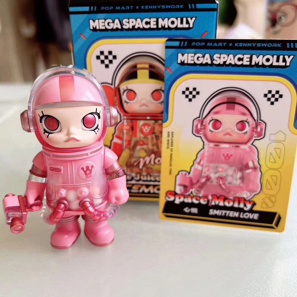 100% MEGA Space Molly 100% Series 4 - 7-9cm