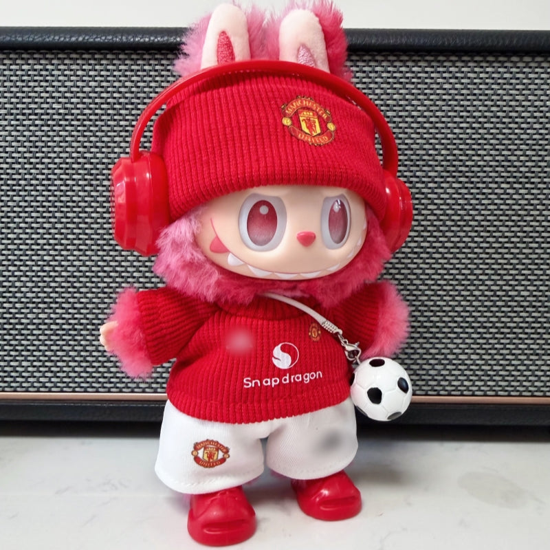 Man United outfit accessories
