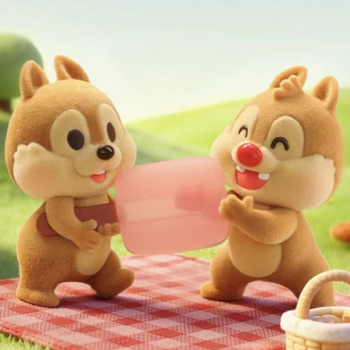 52TOYS Disney Chip 'n' Dale Cuddle Crew Figure Blind Box - picnic character pair | KikiBuddies