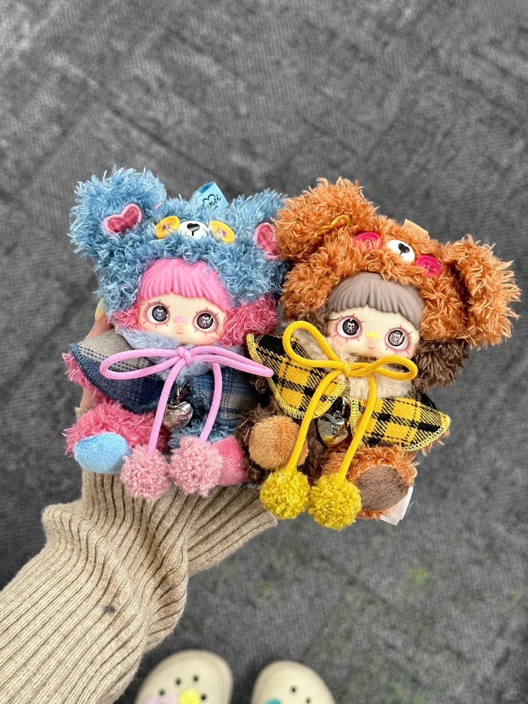 handheld pair 16 - MAYMEI Tiny Bear Cookie; display reference, not guaranteed random-box contents