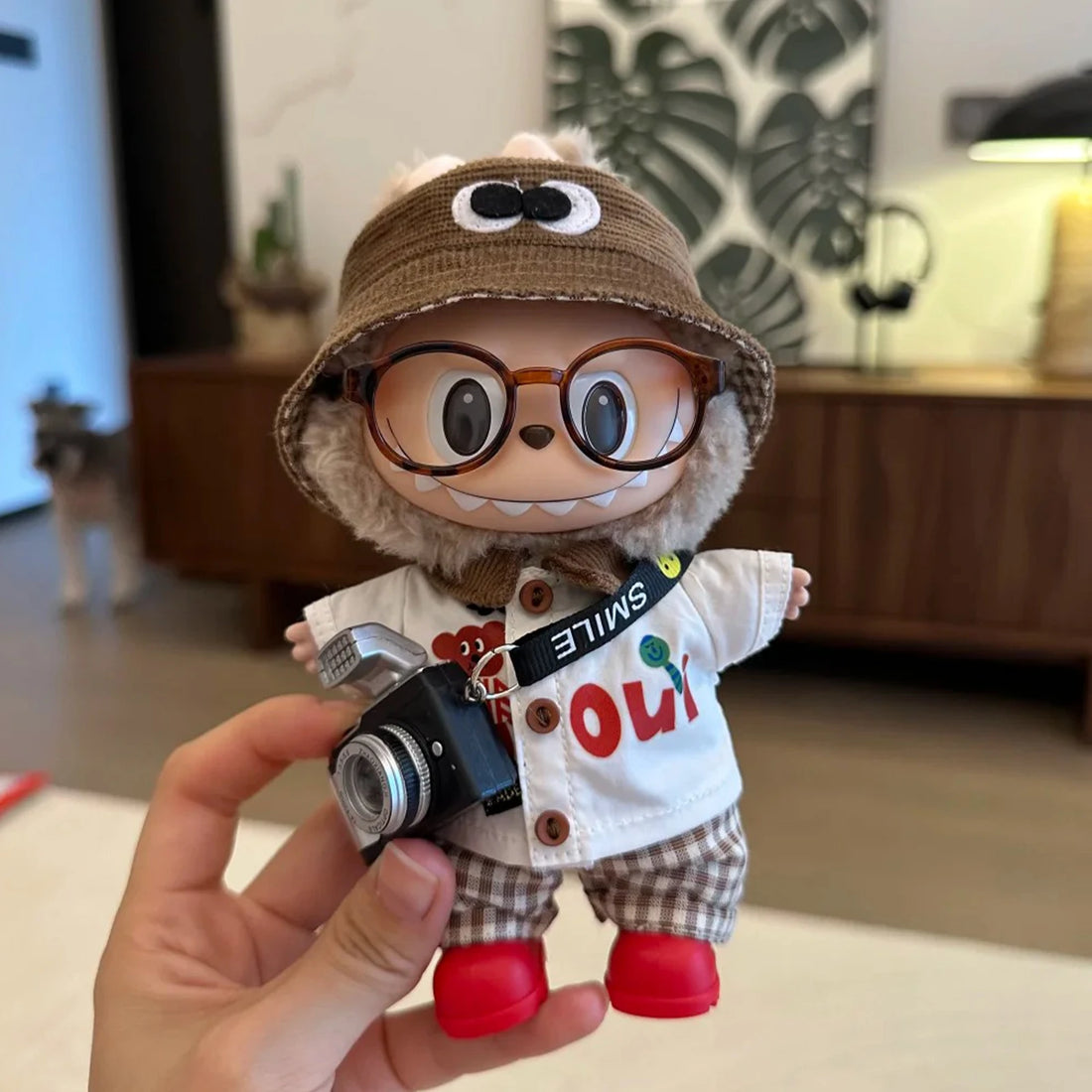 Artsy Retro Labubu 17cm Outfit | Plaid Pants, Shirt & Miniature Camera Set for The Monsters Doll Clothes
