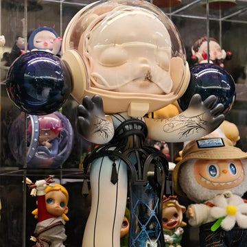 MEGA α SKULLPANDA × Guo Pei — Alternate Universe, 1000%, 76cm