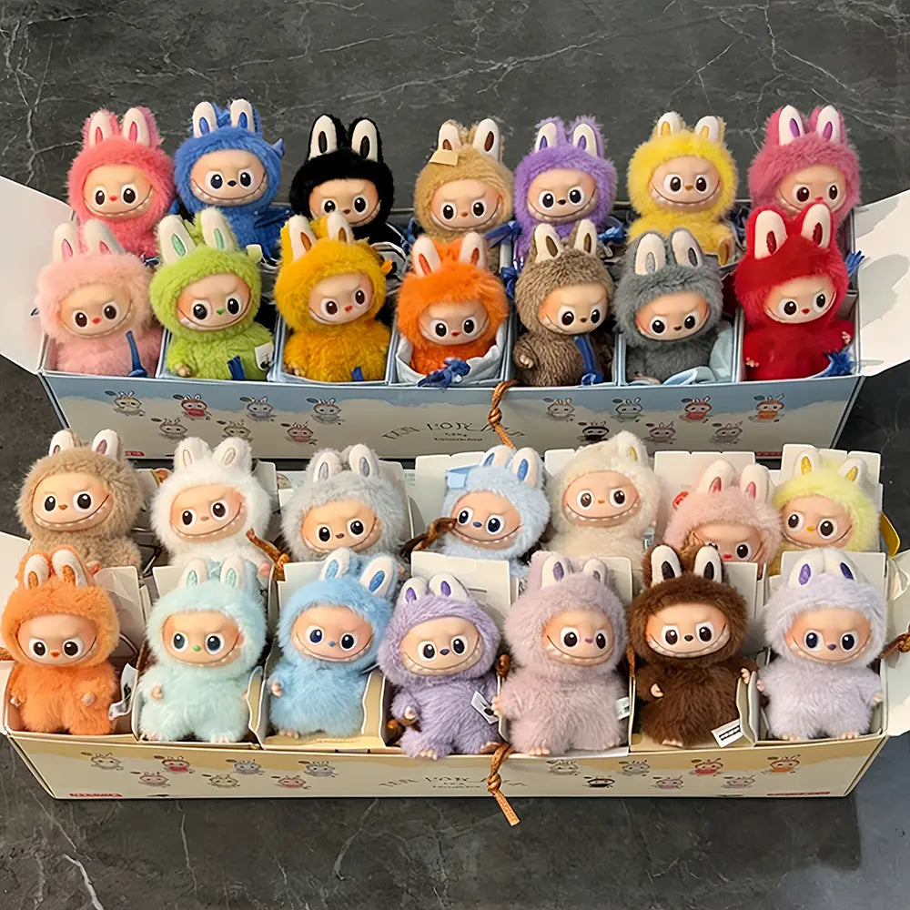 THE MONSTERS Labubu Pin For Love Series V4 — 10cm