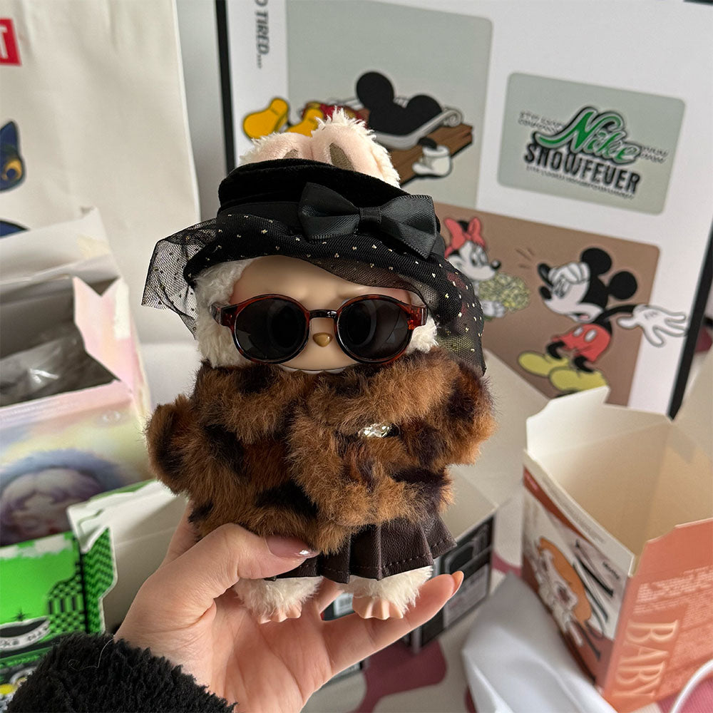 Vintage British OOTD Set — British Socialite Fur Edition Labubu V1 Soymilk + Outfit