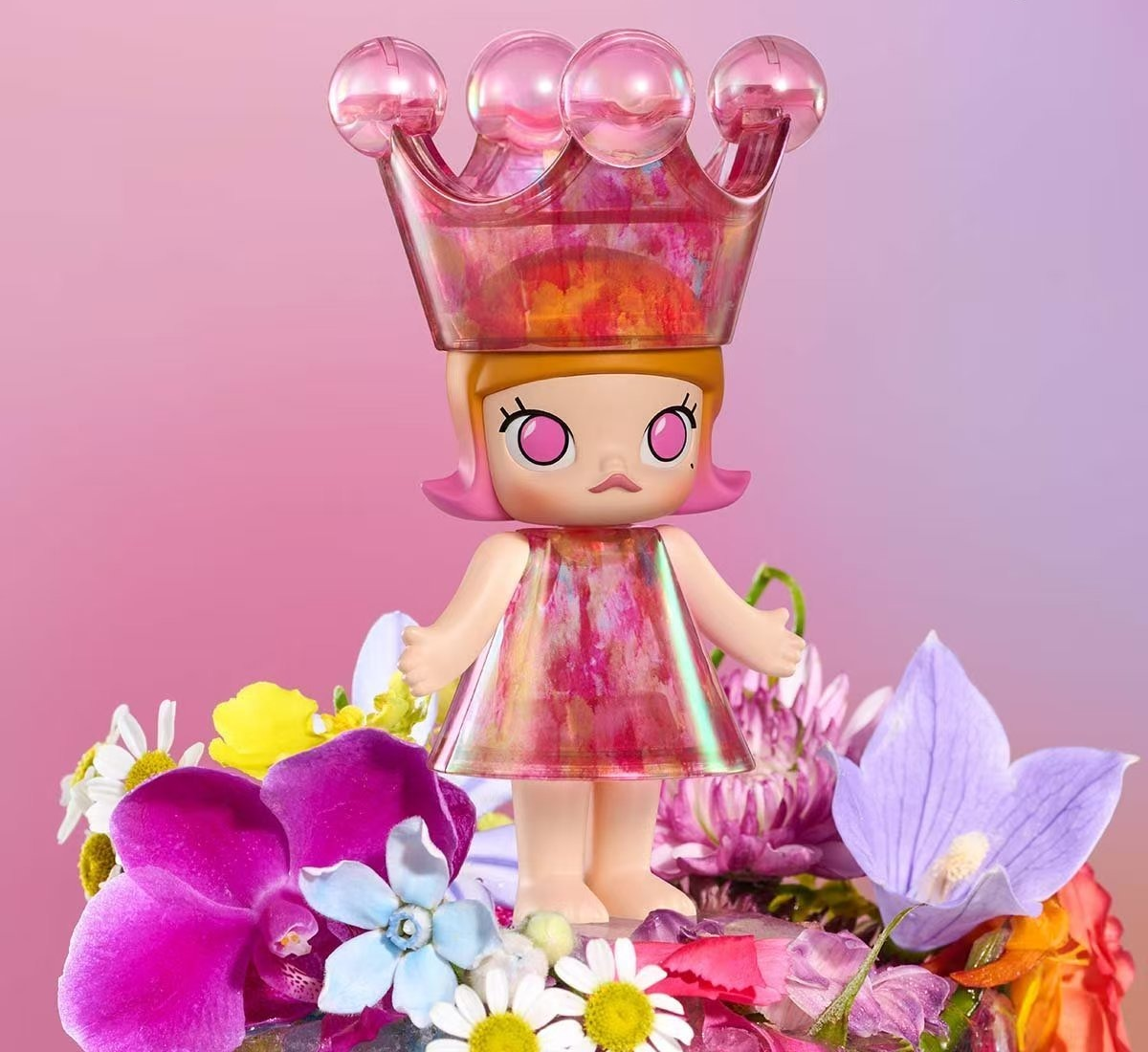 POP MART MEGA ROYAL MOLLY 100% Series 1 Figure Blind Box — possible series design; not a confirmed purchase option