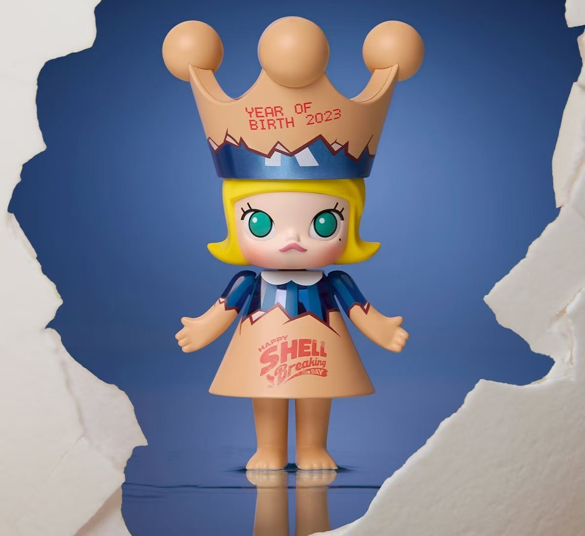 POP MART MEGA ROYAL MOLLY 100% Series 1 Figure Blind Box — possible series design; not a confirmed purchase option