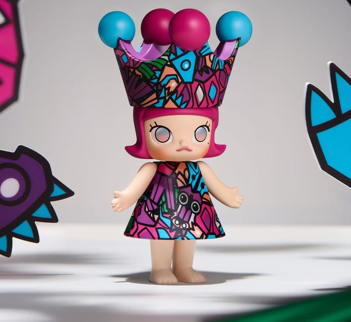 POP MART MEGA ROYAL MOLLY 100% Series 1 Figure Blind Box — possible series design; not a confirmed purchase option
