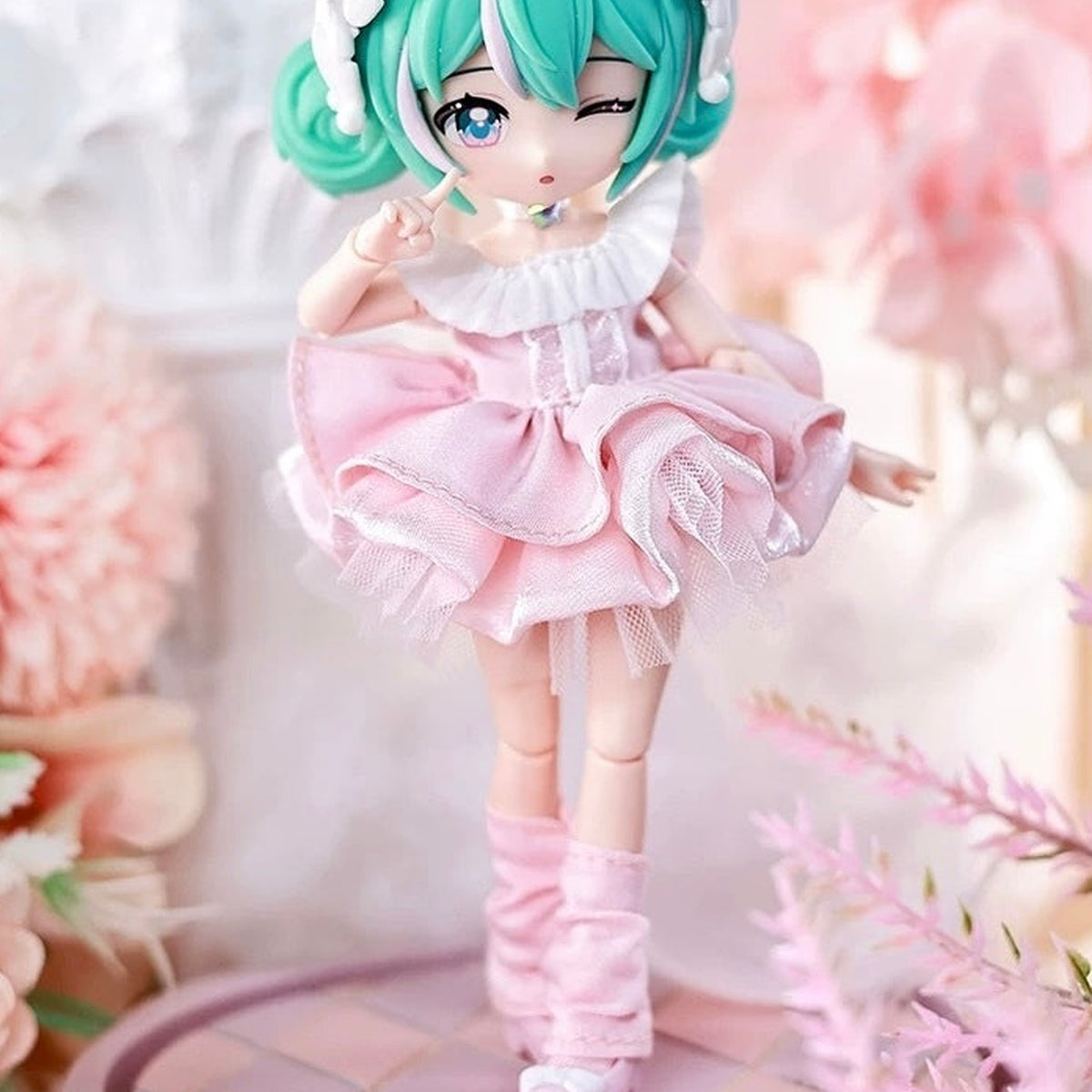 Hatsune Miku Wonderful Journey Prelude of Music Series MJD Action Doll Blind Box - physical series design detail 1; pictured example is not guaranteed in a random box