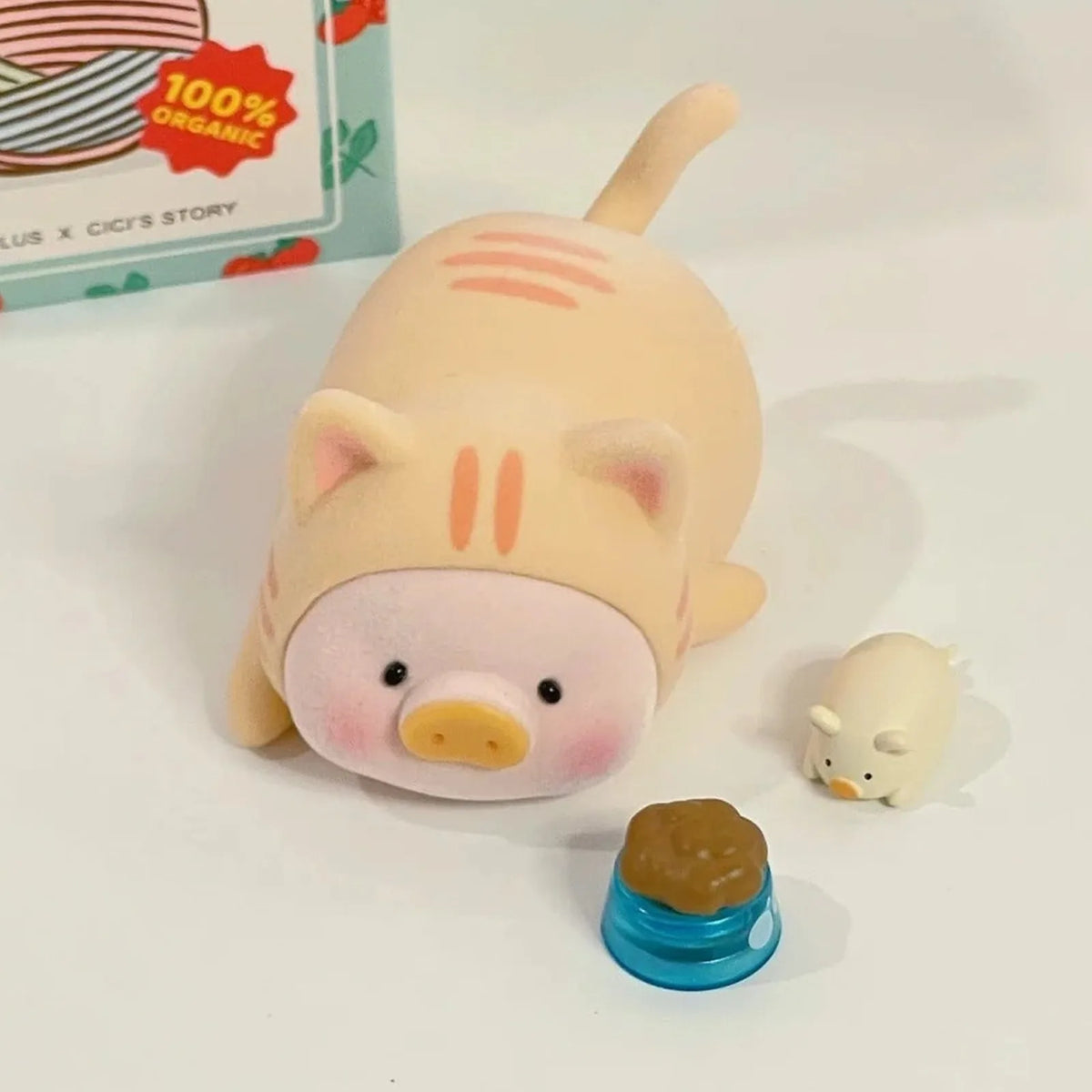 LuLu the Piggy Caturday blind-box series figure example 4; random-box contents vary
