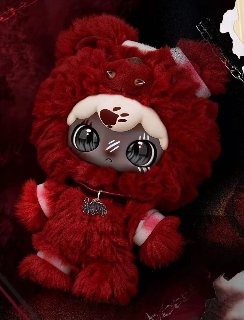 Complete Lulumi Seventh Pain red plush design example with complete headwear, face, body, hands, feet and chest charm; random purchases do not guarantee this design