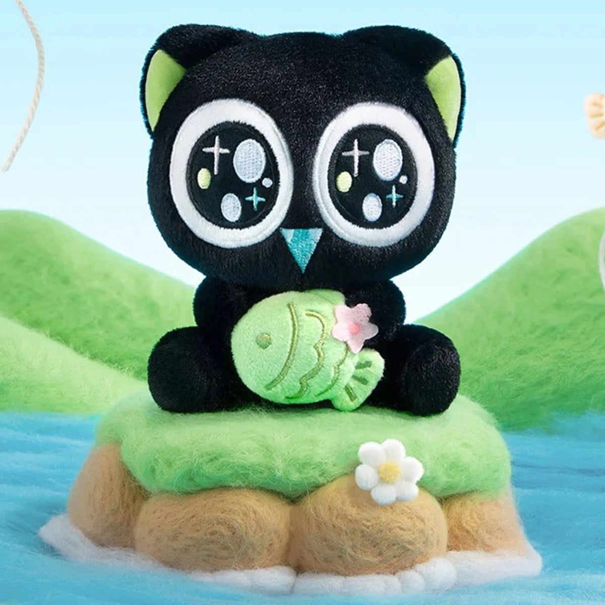 Luo Xiaohei Hug Series Plush Pendant Dolls, Blind Box - Complete fish-hug plush pendant example; display platform not included; random design not guaranteed