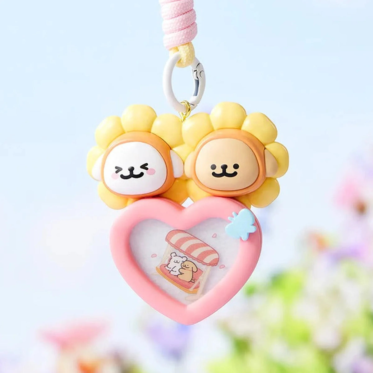 Maltese Garden Series Pendant Figures, Blind Box - Complete central sunflower pendant figure body; upper cord cropped; display props not included; random design not guaranteed