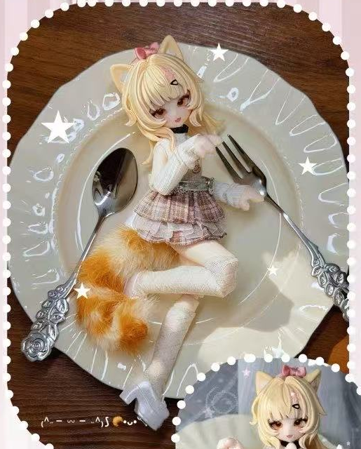 Complete yellow-haired cat-eared action figure design example with full ears, bow, face, hands, outfit, tail and shoes; random design not guaranteed; random purchases do not guarantee this design