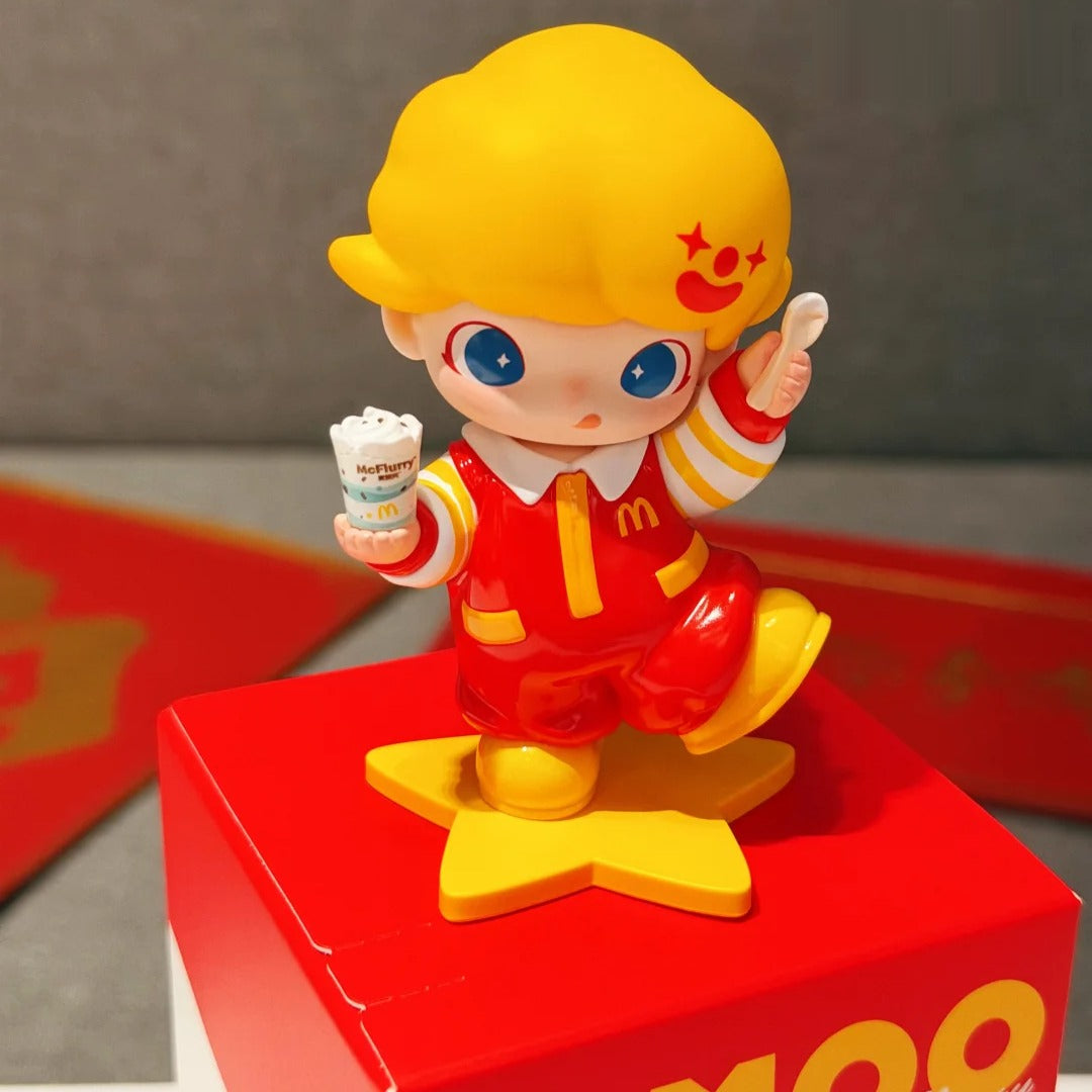 DIMOO McFlurry — complete figure on star base, alternate product view