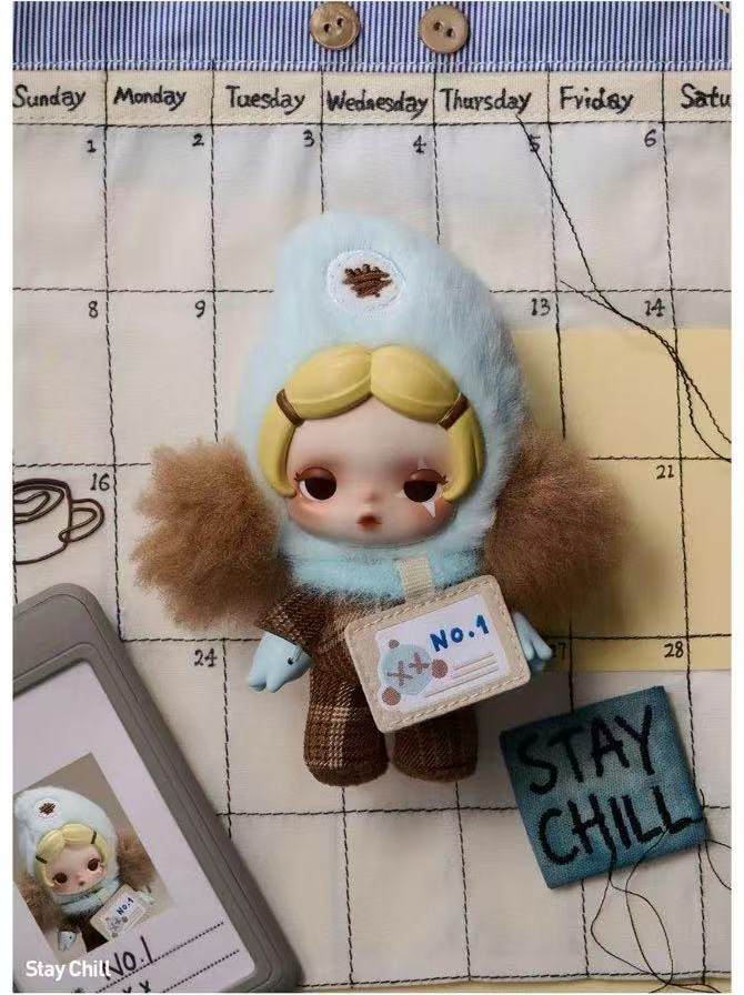 SKULLPANDA Off Mode — Stay Chill plush pendant; scene props not included