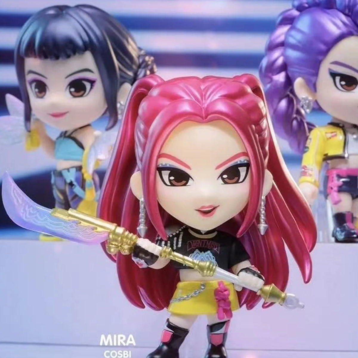 K-POP Demon Hunters Cosbi Mini Figure Blind Box - Mira figure detail with lower shoes cropped; random design not guaranteed