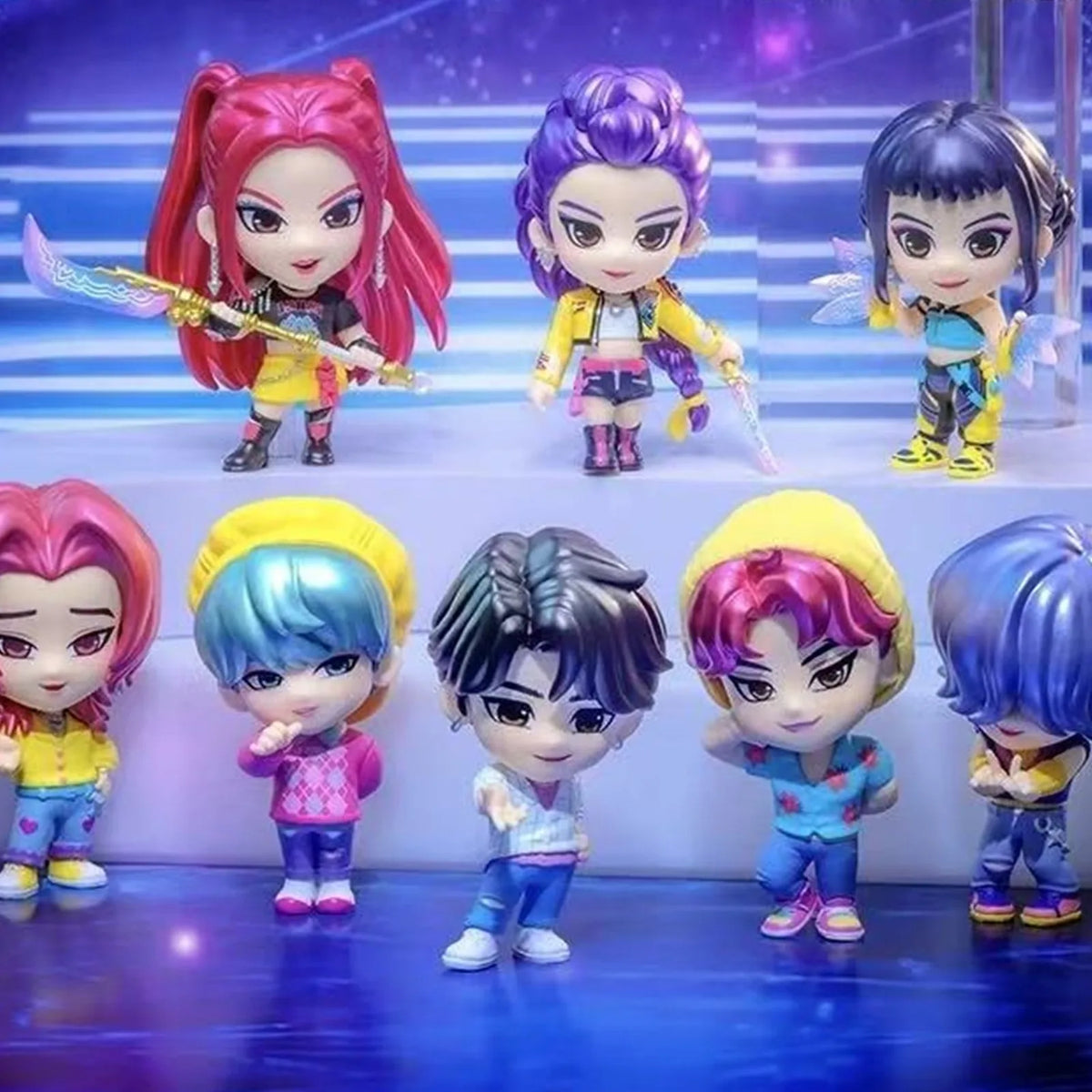 K-POP Demon Hunters Cosbi Mini Figure Blind Box - Series display with complete central Cosbi figure examples; random design not guaranteed