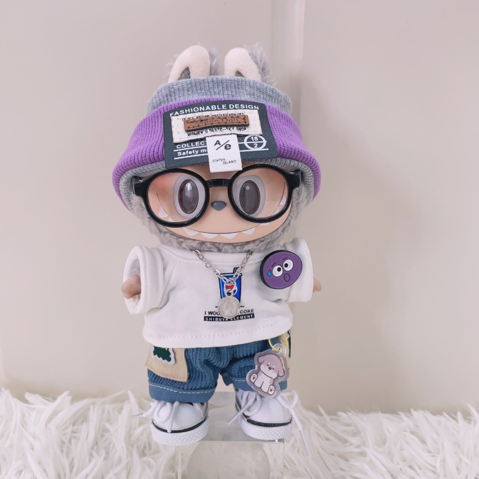 Cola Street Cool Outfit Set for Labubu 17cm - detail view | KikiBuddies