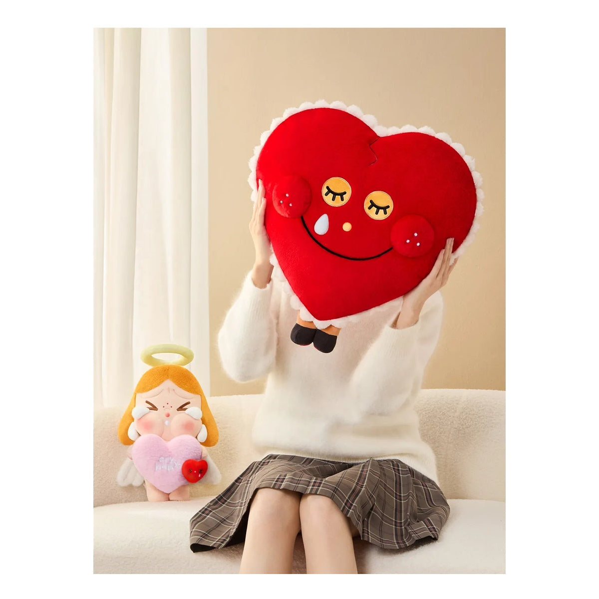 CRYBABY Crying for Love gift box — Heartbreak Mask scale context