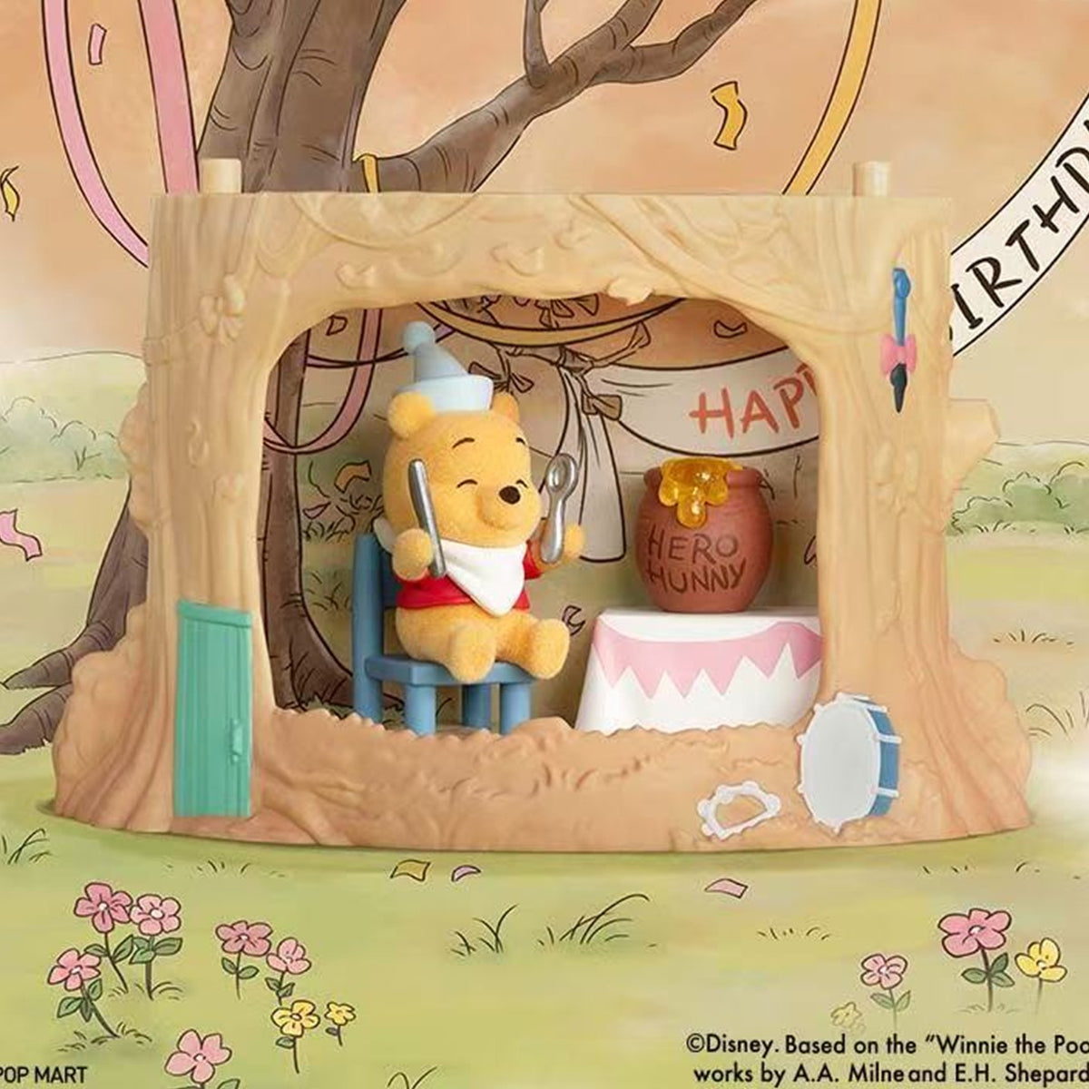 Disney Winnie-the-Pooh Treehouse Theatre blind box series - Pooh with honey and a cake in a treehouse design example