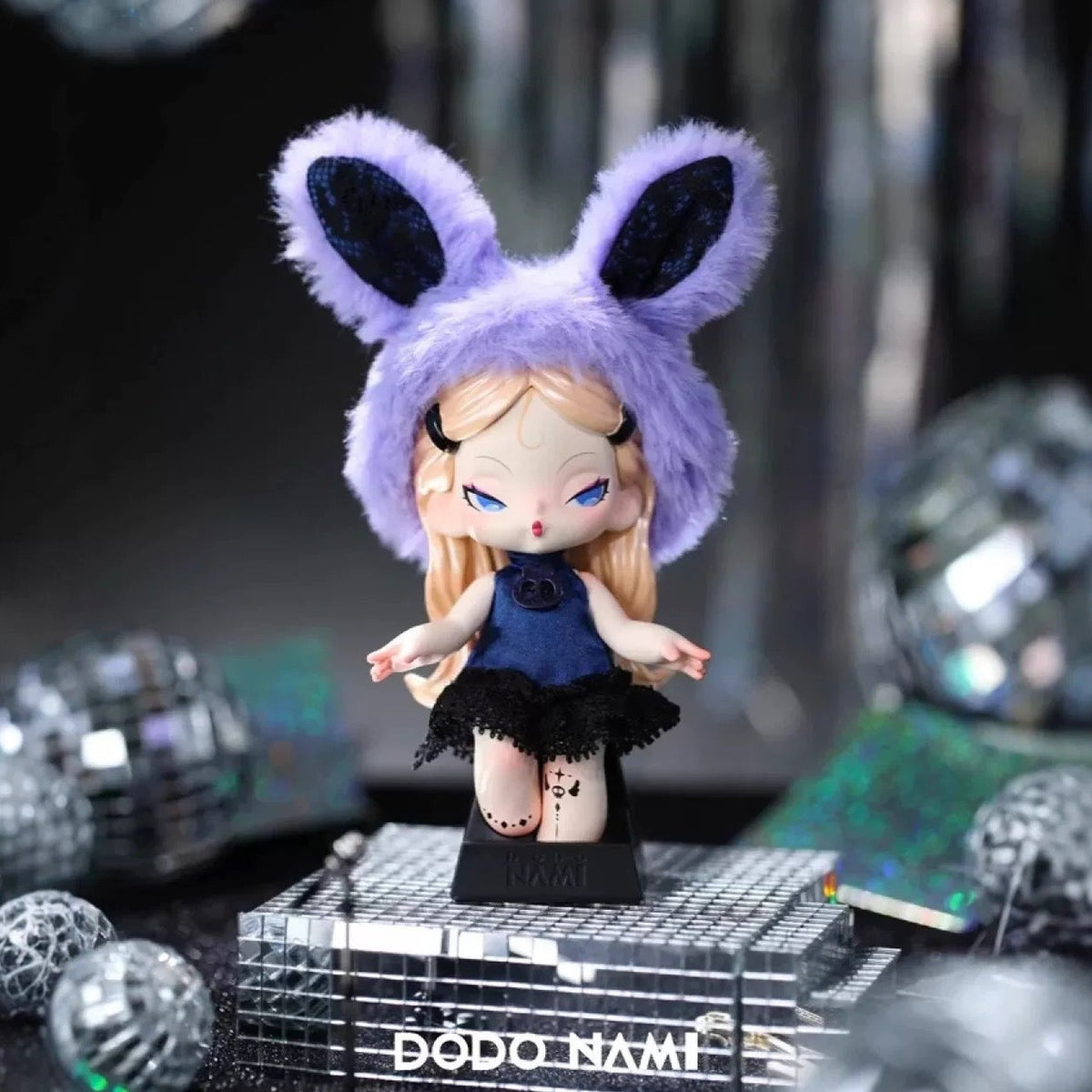 DODO NAMI Midnight Disco Series Pendant Figures, Blind Box - Complete bunny-hood pendant figure including ears, feet and base; display props not included; random design not guaranteed