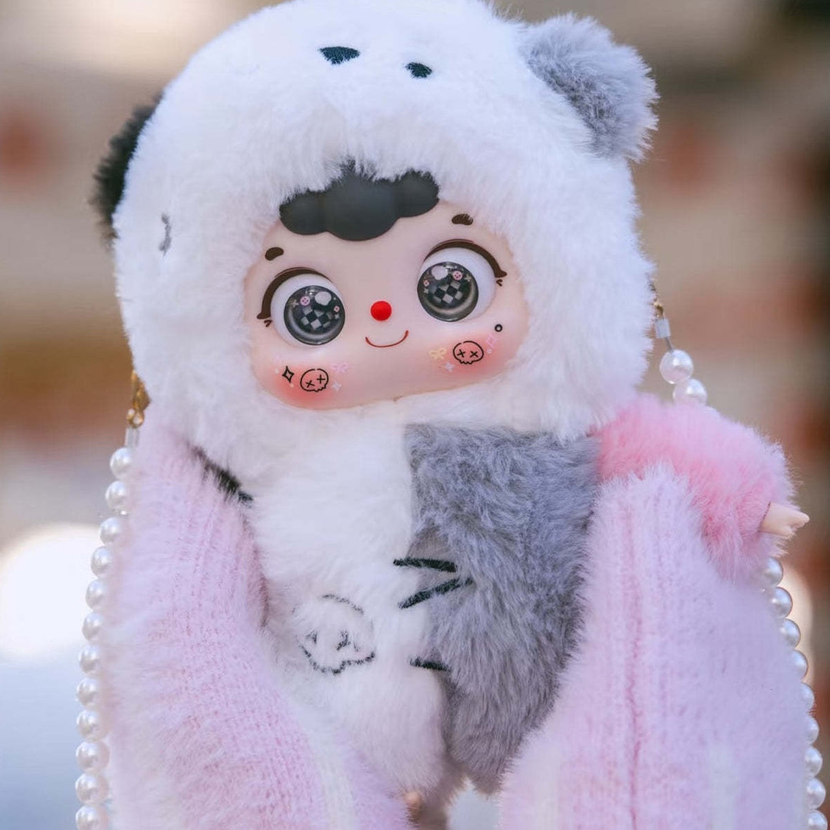 Doubao Y2K Party Series Plush Dolls, Blind Box - White and grey plush doll detail with upper head and lower feet cropped; random design not guaranteed