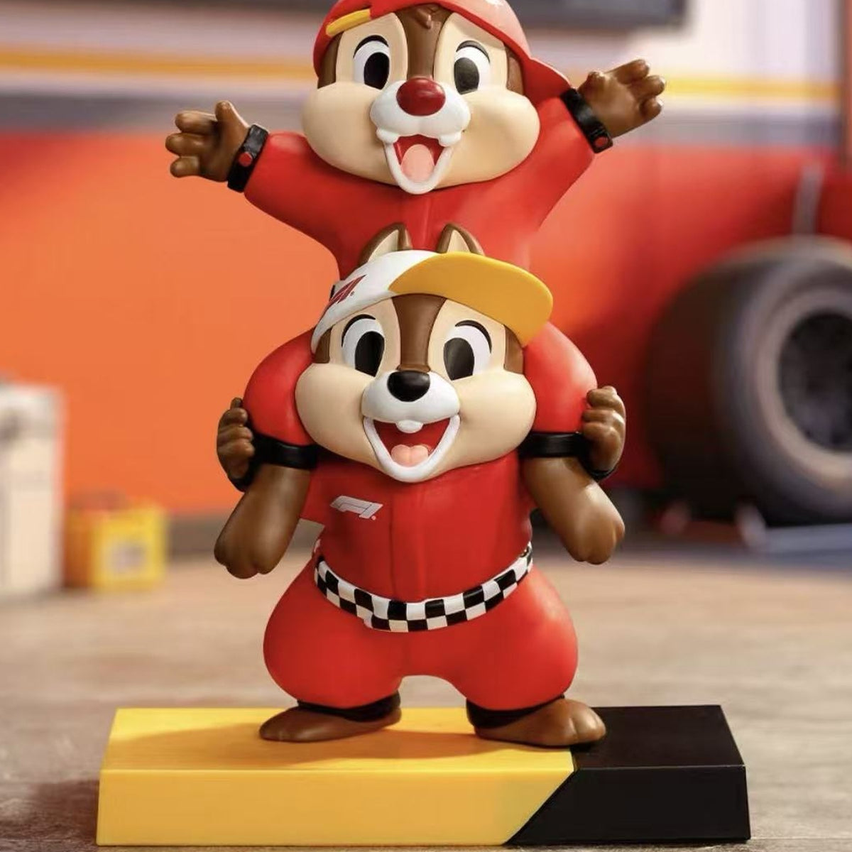 DSN Formula 1 Mickey Friends Race Day Series Figure Blind Box - Complete Chip and Dale stacked racing figure example; random design not guaranteed