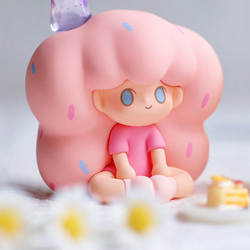 Fluffy Lili It's Also Very Happy to Be Alone Series Figures Blind Box - Lili seated figure detail with upper translucent accessory cropped; random design not guaranteed