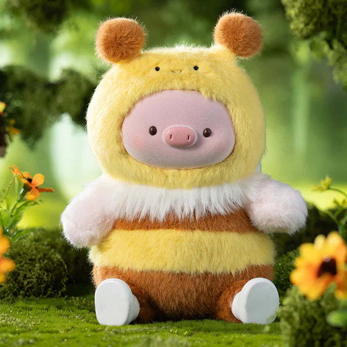 GEEGEEPIG Rich Pig Can Fly Series SJD Plush Dolls, Blind Box - Complete yellow bee plush doll example with white feet; random design not guaranteed