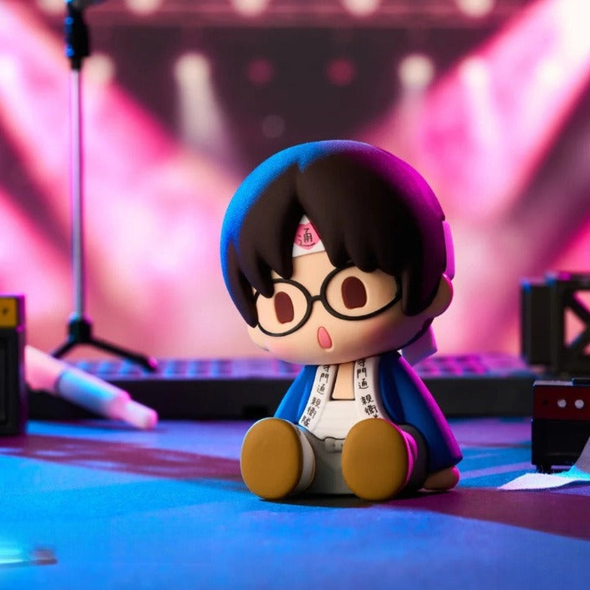 Gintama POTEPOTTE-R V2 Series Figure Blind Box - Complete glasses-character seated figure example; random design not guaranteed