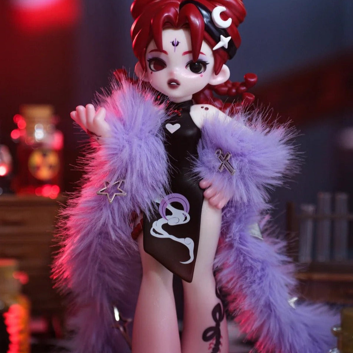 Glam Vicoco Poison Experiment Series Figures Blind Box - Red-haired figure with purple textured coat; upper head and lower feet cropped; random design not guaranteed; display props not included