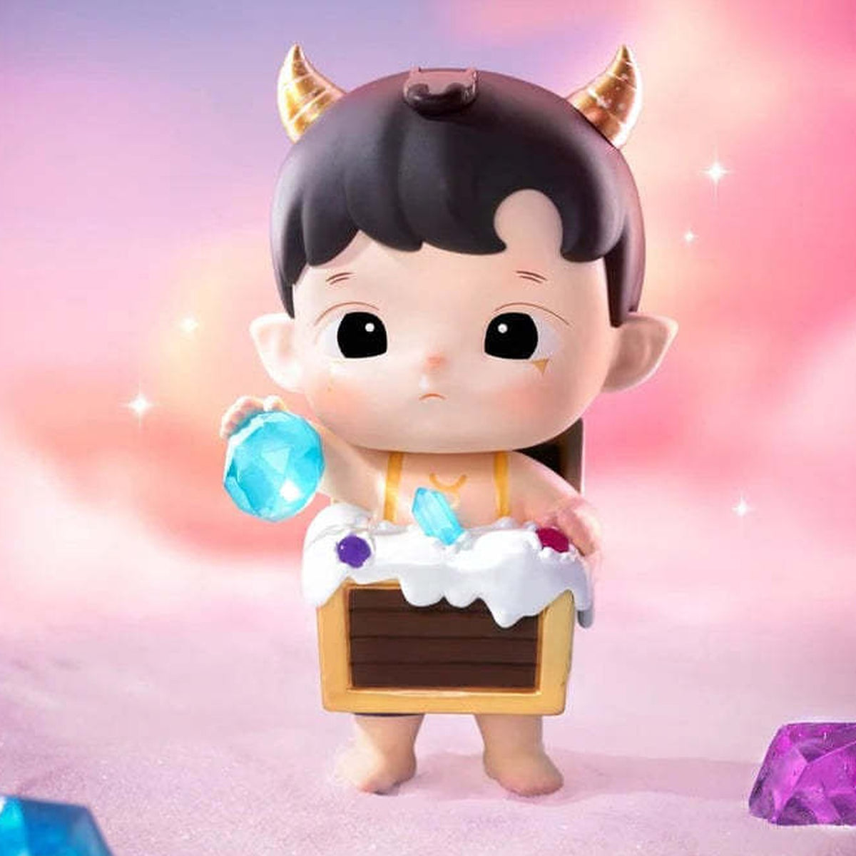 HACIPUPU The Constellation Series: Taurus HACIPUPU figure holding a treasure chest