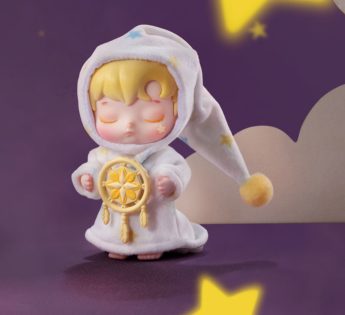 HACIPUPU Enchanted Realm Tales blind box series - sleeping design example in a white costume holding a golden ornament
