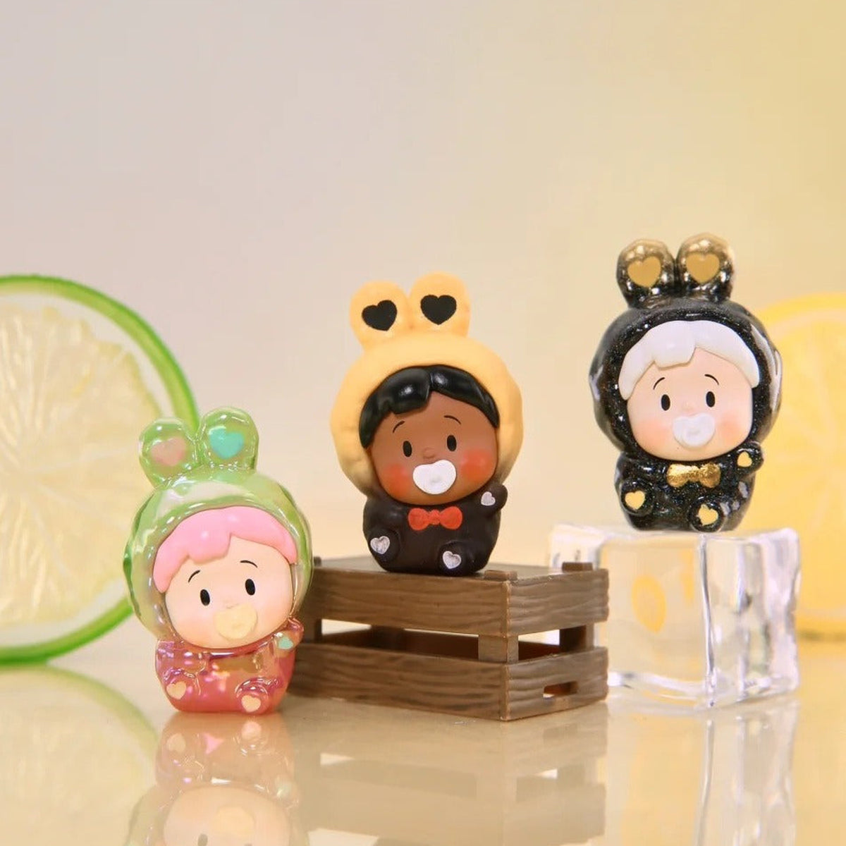 HANAMAKI Rabbit Dot Series Mini Figure Blind Box - Complete three bunny-costume mini figure examples; random design not guaranteed