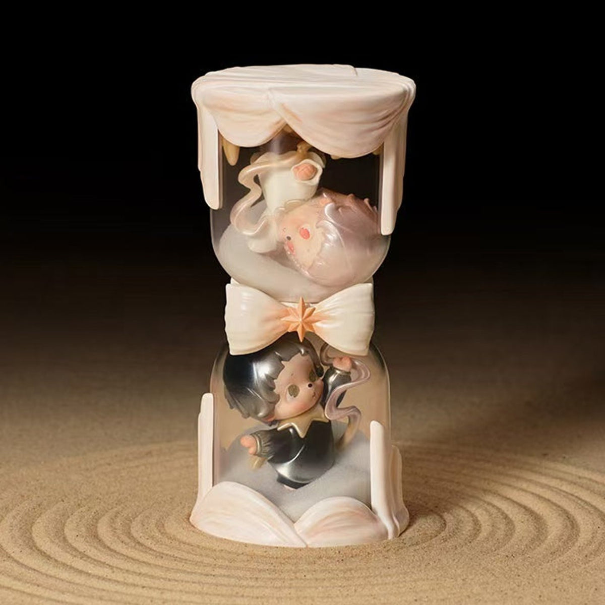 INOSOUL Rainy Day Reverie figure blind-box series: hourglass-shaped figure design in a sand scene; possible random outcome