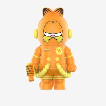 MEGA SPACE MOLLY 400% Garfield — Full front, closed visor