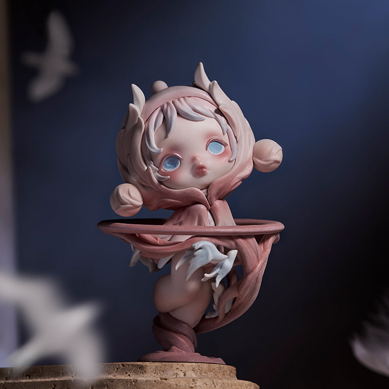 SKULLPANDA The Paradox: Flying High series design. One blind box contains one random figure; pictured design not guaranteed.