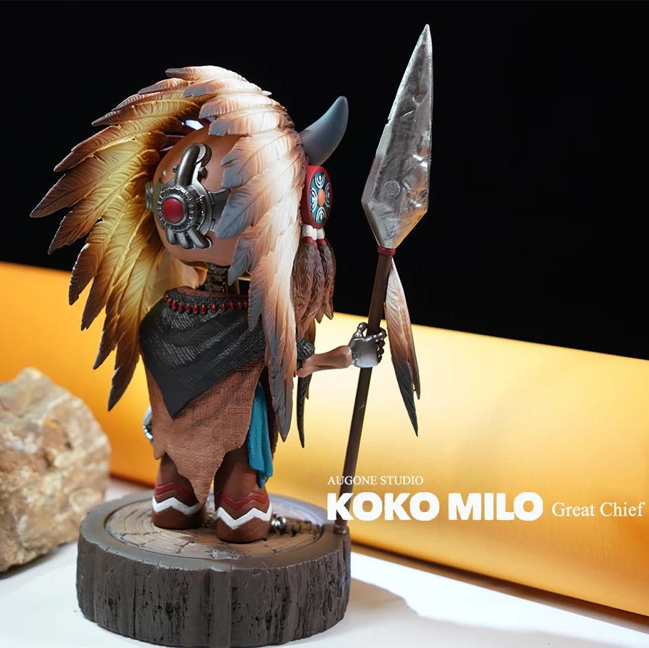 KOKOMILO Great Chief Figure — Hunting — detail view | KikiBuddies