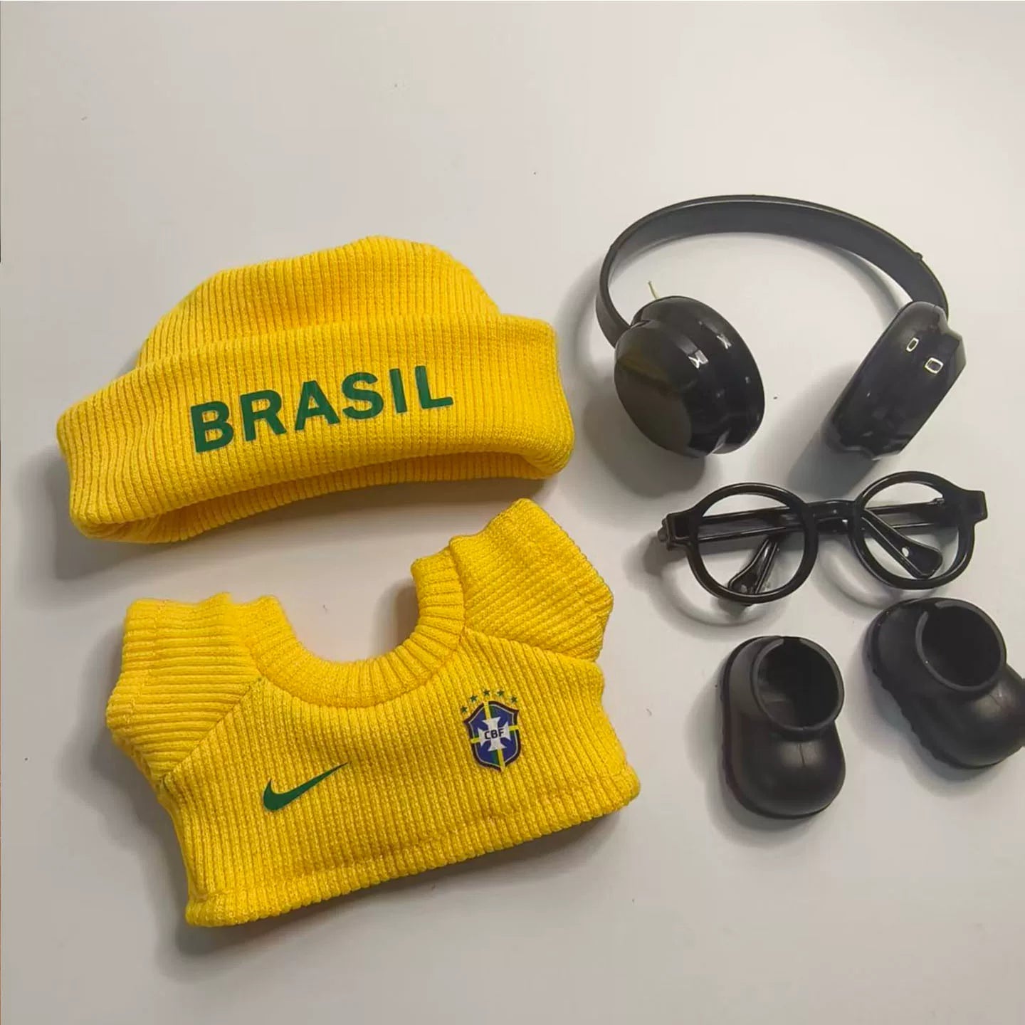 Labubu Brazil Football Outfit Set - jersey detail | KikiBuddies