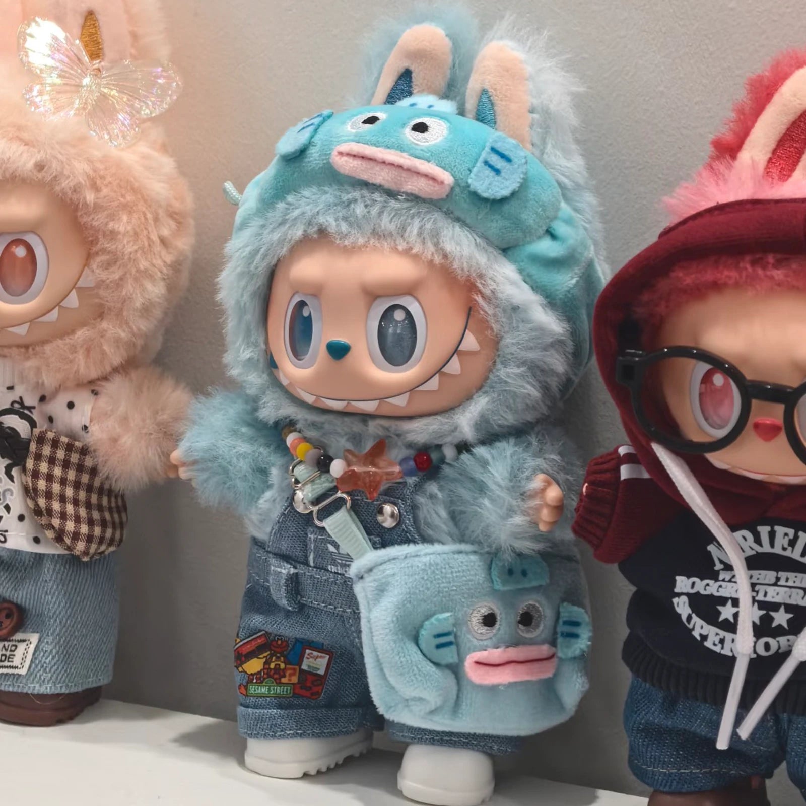Labubu Doll Outfit - Funny Fish 5-Piece Outfit Set for 17cm Collectible Figure - detail view | KikiBuddies