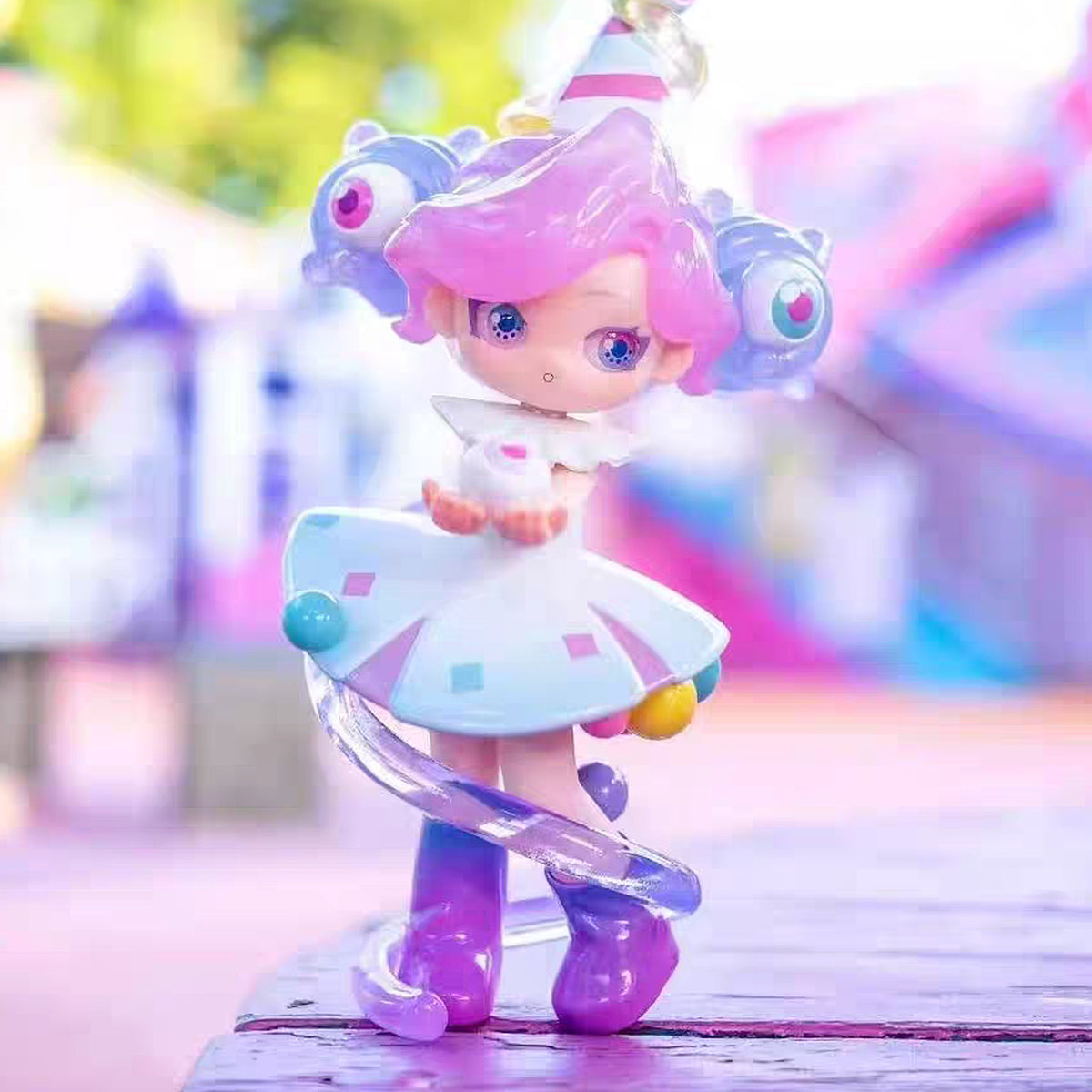 Memimo Strange Dreams Series Figures Blind Box - Purple hat design example; random design not guaranteed
