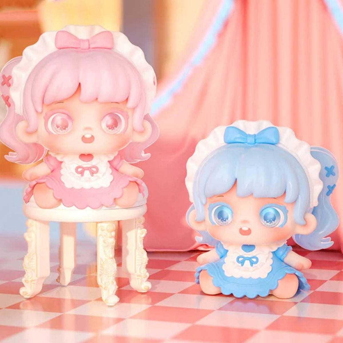 Miana Styling House Mini Series Figures, Blind Box - Two complete mini figure examples; styling chair not included; random design not guaranteed