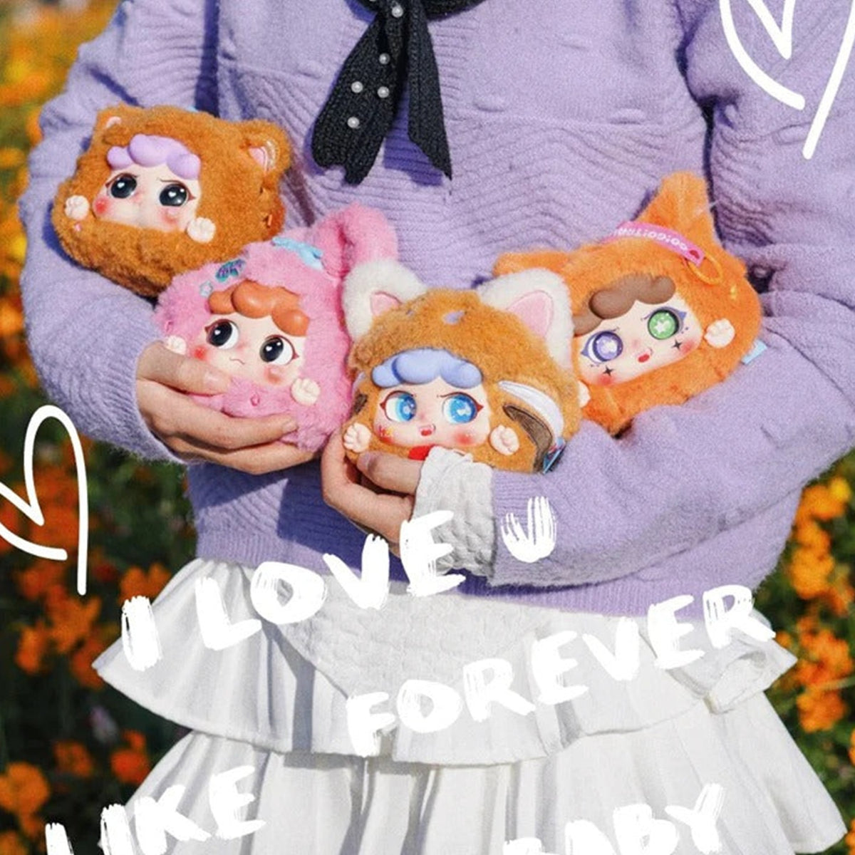 MIGO Let's Travel Together Plush Dolls, Blind Box - Group of plush pendant examples held for display; random design not guaranteed
