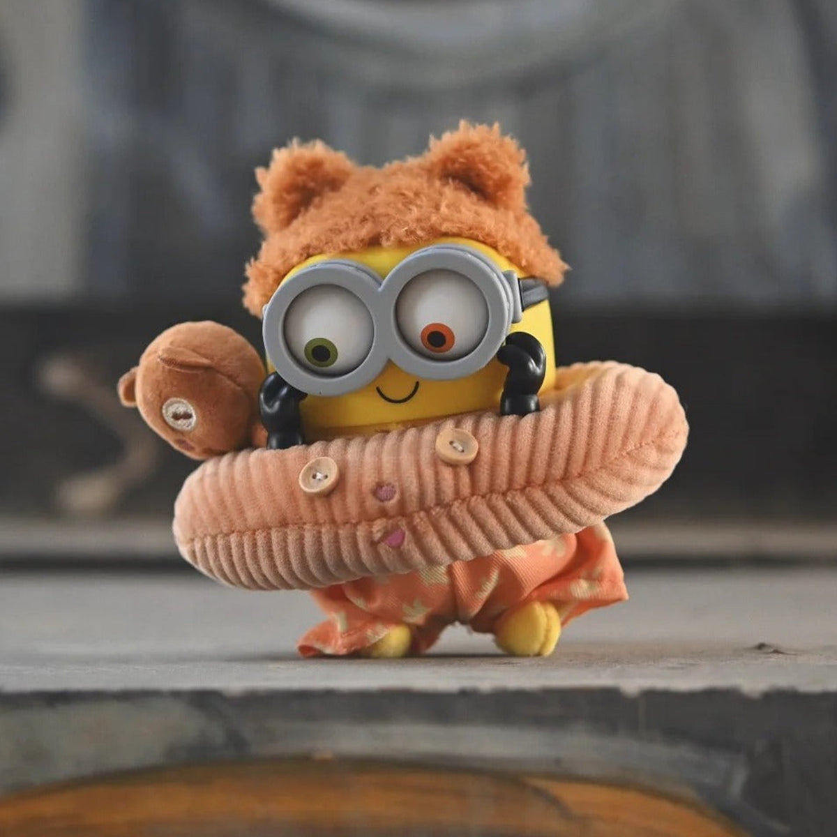 Minions Bob and Tim Best Buddies Forever Series Vinyl Plush Keychain Blind Box - Complete brown vinyl plush keychain including top bear detail and feet; display props not included; random design not guaranteed
