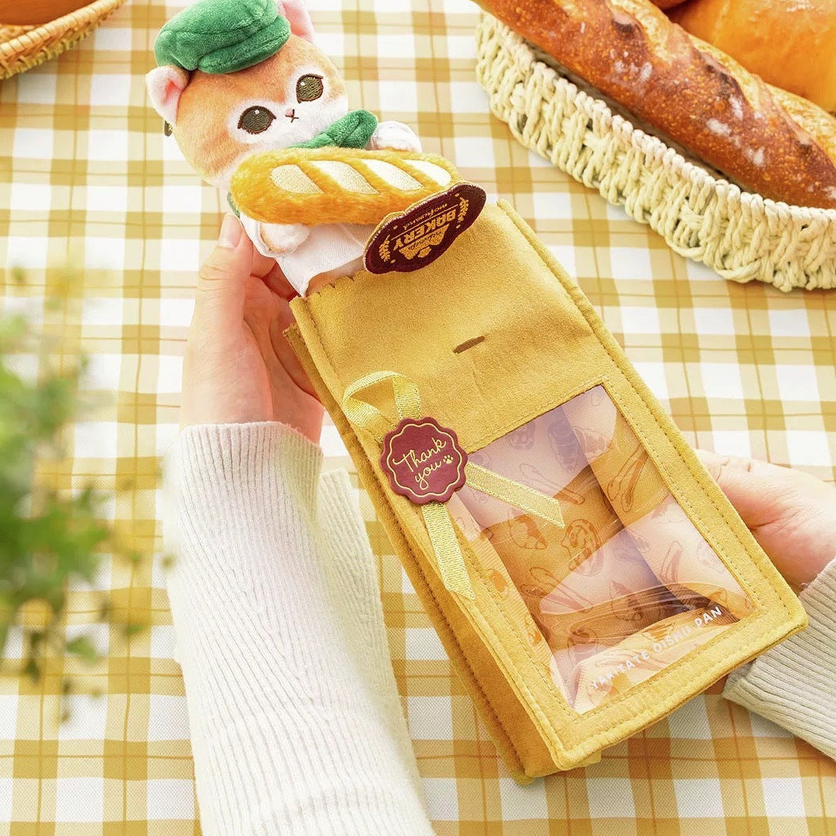 Mofusand Mofumofu Bakery Cat Baking Series Plush Pendant - Bakery paper bag pendant held in hand; bread props not included; quantity follows selected option