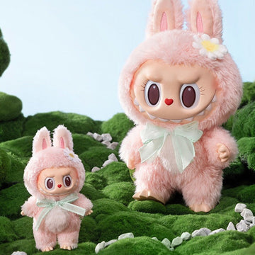 Mokoko Close to Sweet Series Vinyl Face Plush Doll, Mokoko V1 - Mokoko pendant and doll size comparison; one selected item supplied; selected pendant or doll, not a two-item set
