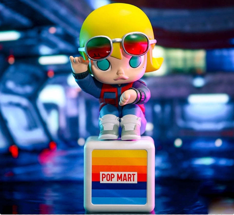 Molly Back to The Future confirmed figure on its display base